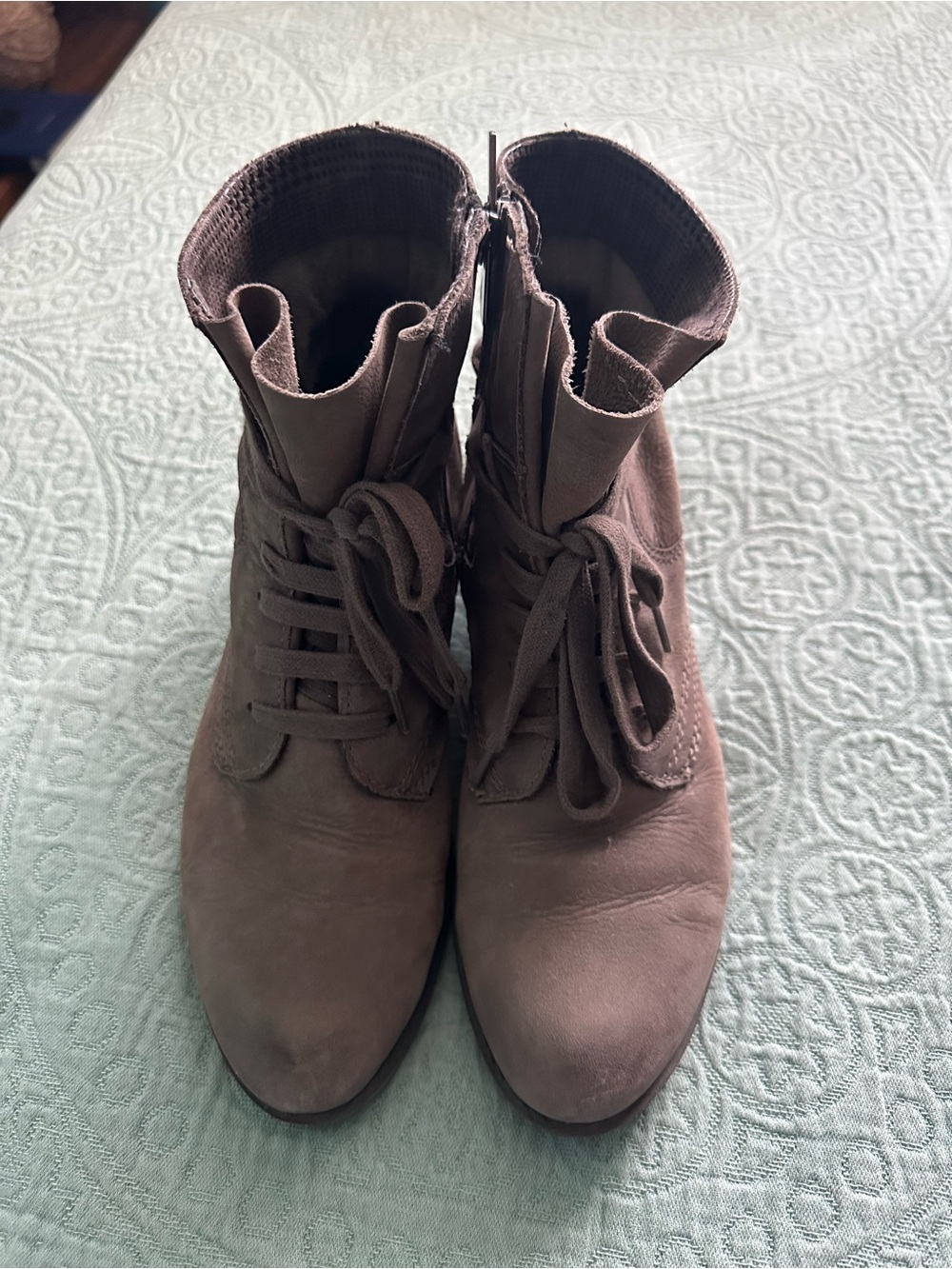 Fraiche Women's Lace-Up Ankle Boots in light brown